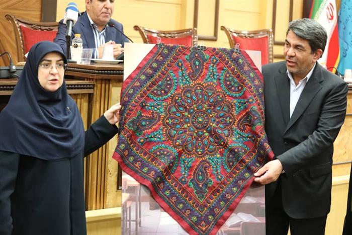 با حضور سخنگوی دولت چهاردهم و استاندار کرمان انجام گرفت: رونمایی از اثر موسیقایی بساز مدرسه با صدای رضا بیجاری خواننده کرمانی با حضور سخنگوی دولت چهاردهم و استاندار کرمان انجام گرفت: رونمایی از اثر موسیقایی بساز مدرسه با صدای رضا بیجاری خواننده کرمانی