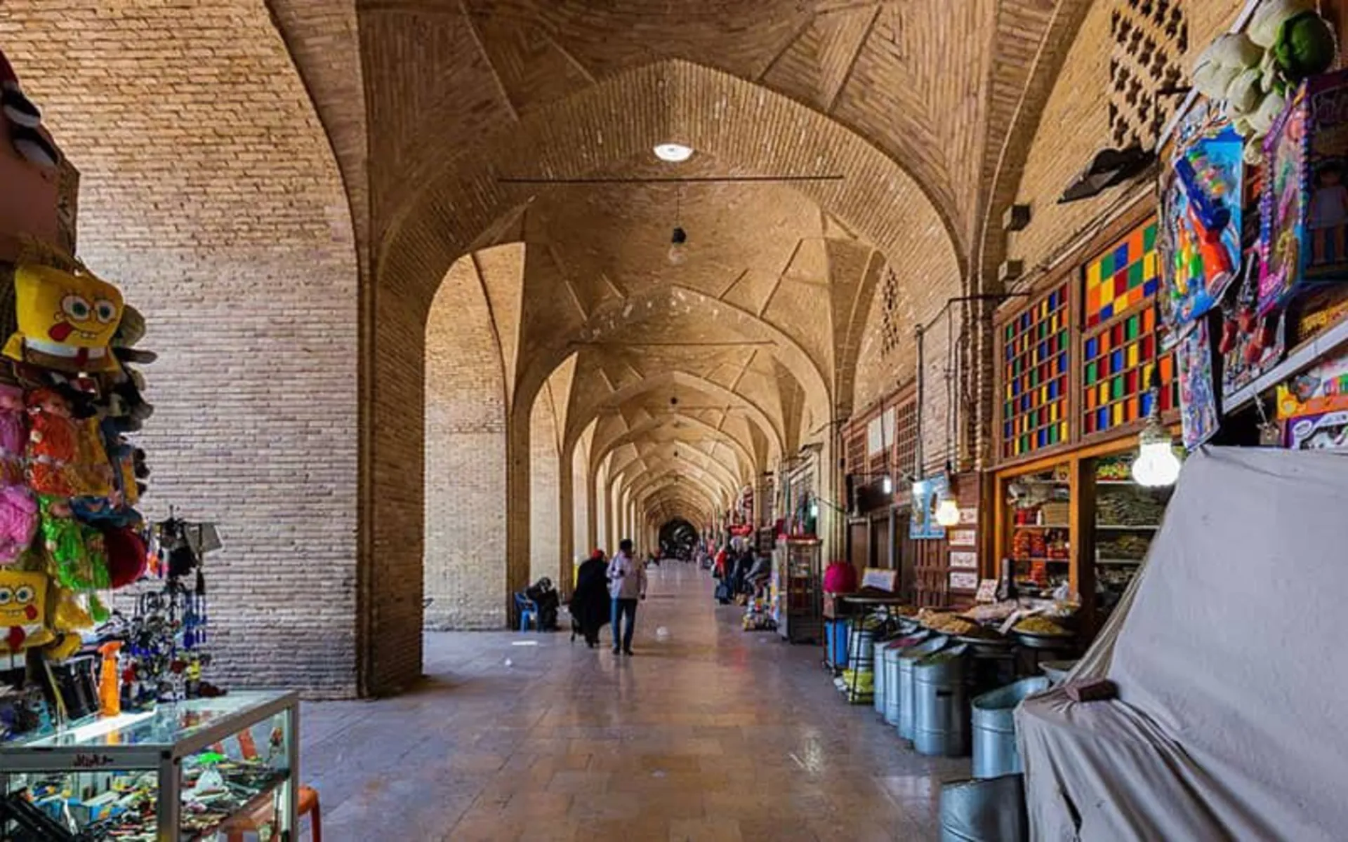 در جلسهای با حضور معاون عمرانی استاندار تاکید کرد: پرونده ثبت جهانی مسیر فرهنگی بازار کرمان پیگیری شود در جلسهای با حضور معاون عمرانی استاندار تاکید کرد: پرونده ثبت جهانی مسیر فرهنگی بازار کرمان پیگیری شود