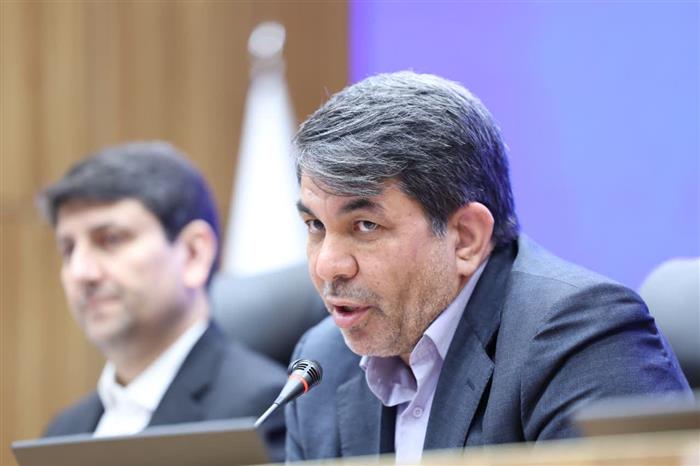 استاندار کرمان: آنقدر بیکار نیستم که طرح یا شعار لباس ورزشی تعیین کنم! استاندار کرمان: آنقدر بیکار نیستم که طرح یا شعار لباس ورزشی تعیین کنم!