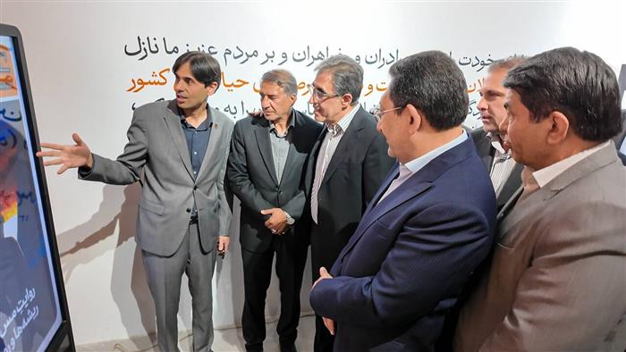 رونمایی رسانه مس ایران با حضور وزیر صمت؛ «عصر مس»؛ روایت آغاز شد رونمایی رسانه مس ایران با حضور وزیر صمت؛ «عصر مس»؛ روایت آغاز شد