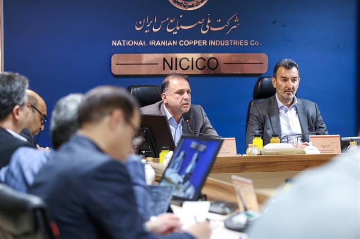 رئیس هیئتعامل ایمیدرو در دیدار با مدیرعامل مس ایران تأکید کرد؛ اعتماد به شرکت ملی مس؛ مأموریت توسعه شتاب میگیرد رئیس هیئتعامل ایمیدرو در دیدار با مدیرعامل مس ایران تأکید کرد؛ اعتماد به شرکت ملی مس؛ مأموریت توسعه شتاب میگیرد