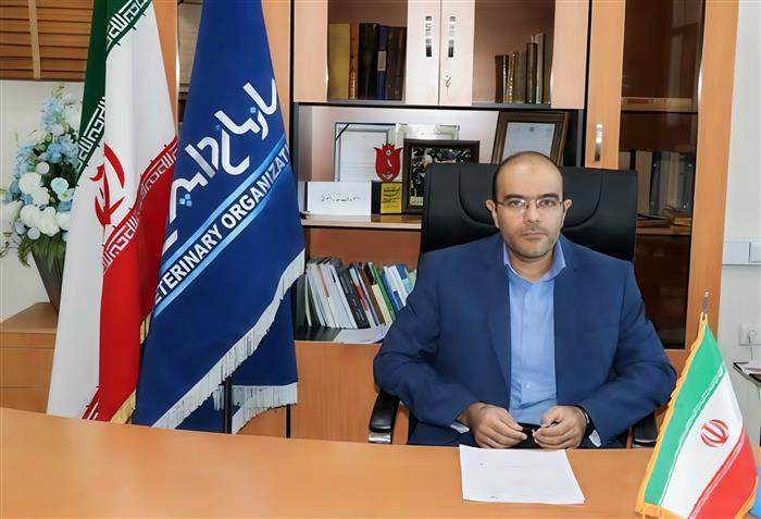 خلیلی‌وند: سفره مردم جای آزمون و خطای تهدیدهای بهداشتی نیست/دامپزشکی کرمان در چهار ماه گذشته با تمام توان در میدان امنیت غذایی ایستاد