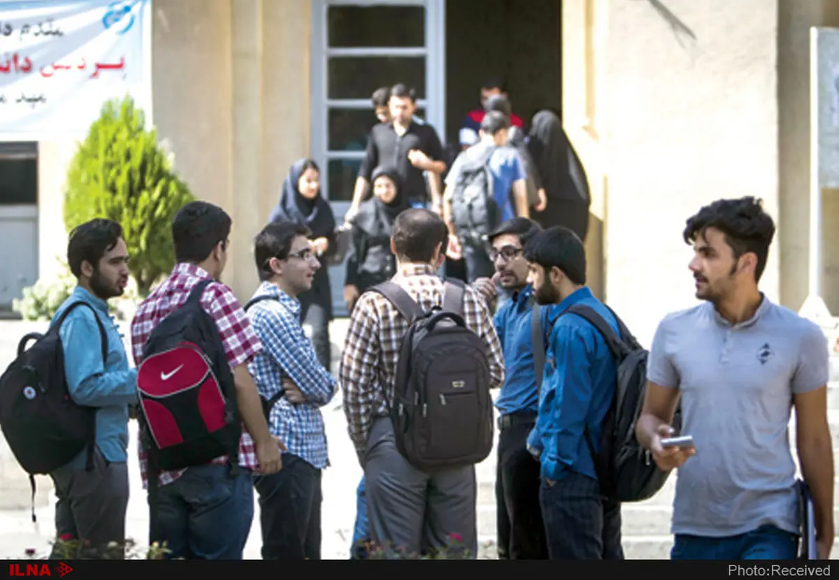 از هر ۱۰ بیکار، ۴ نفر مدرک دانشگاهی دارند