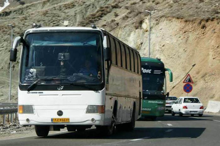 بازی با جان مسافران؛ توقیف اتوبوس با راننده ۱۸ ساله بدون گواهینامه