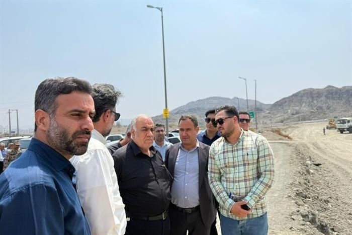 معاون وزیر راه و شهرسازی اعلام کرد: تامین اعتبار پروژه محور جیرفت_کهنوج_ رودان تا پایان سالجاری معاون وزیر راه و شهرسازی اعلام کرد: تامین اعتبار پروژه محور جیرفت_کهنوج_ رودان تا پایان سالجاری